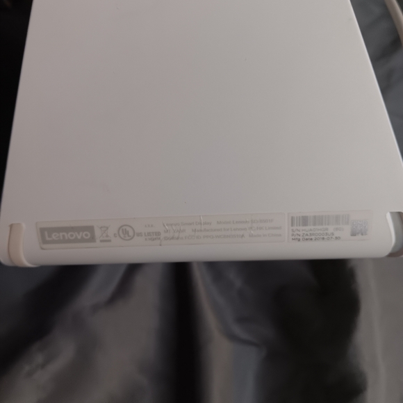 Lenovo smart display - Picture 3 of 3